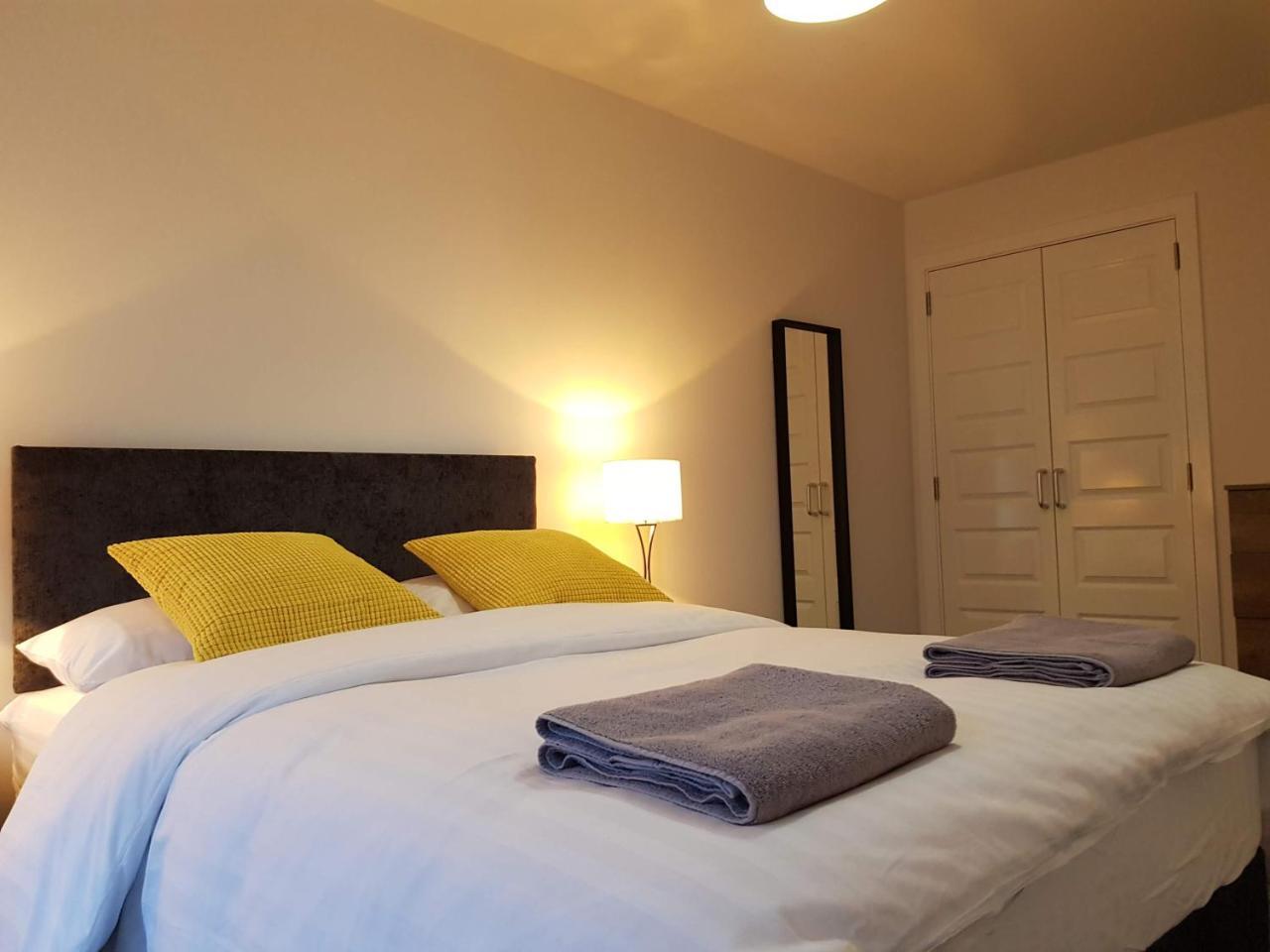 Apartment 11 Royal View